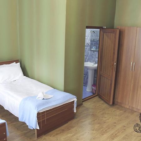 Hotel Datuki Akhmeta 外观 照片