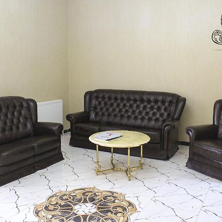 Hotel Datuki Akhmeta 外观 照片